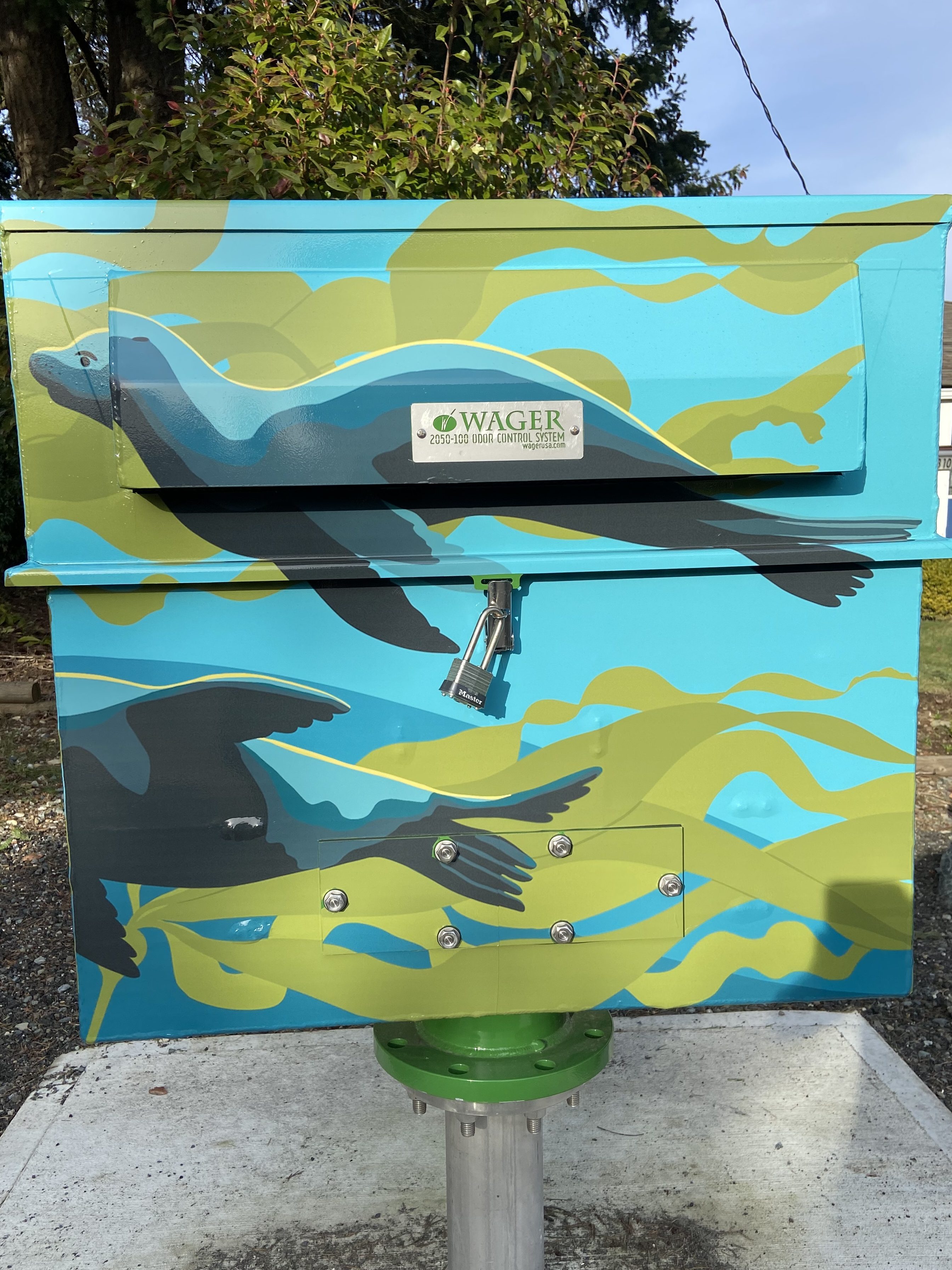 Nanaimo utility box - seals